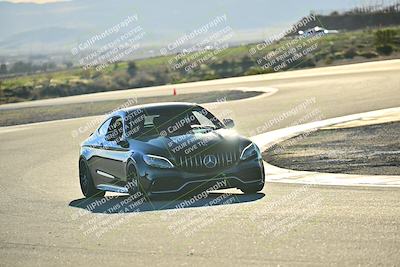 media/Dec-13-2025-Extreme Speed (Sat) [[d129ecb0b9]]/Beginner/Session 3 (Turn 5)/